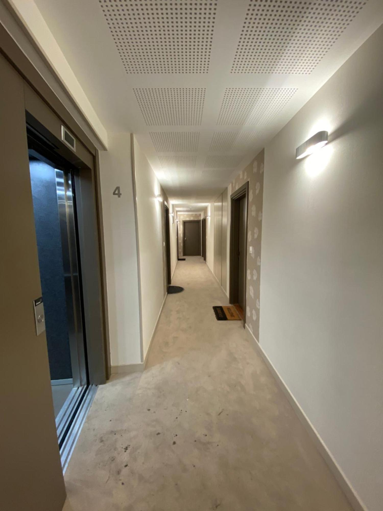 Charme Citadin Apartment Villemomble Exterior photo