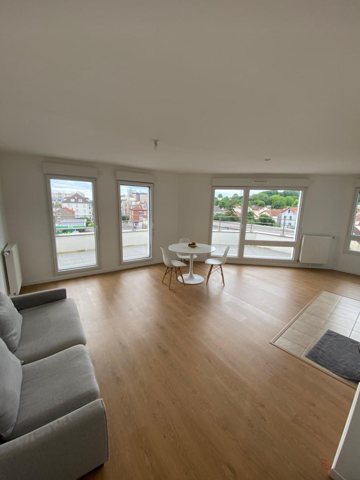 Charme Citadin Apartment Villemomble Exterior photo