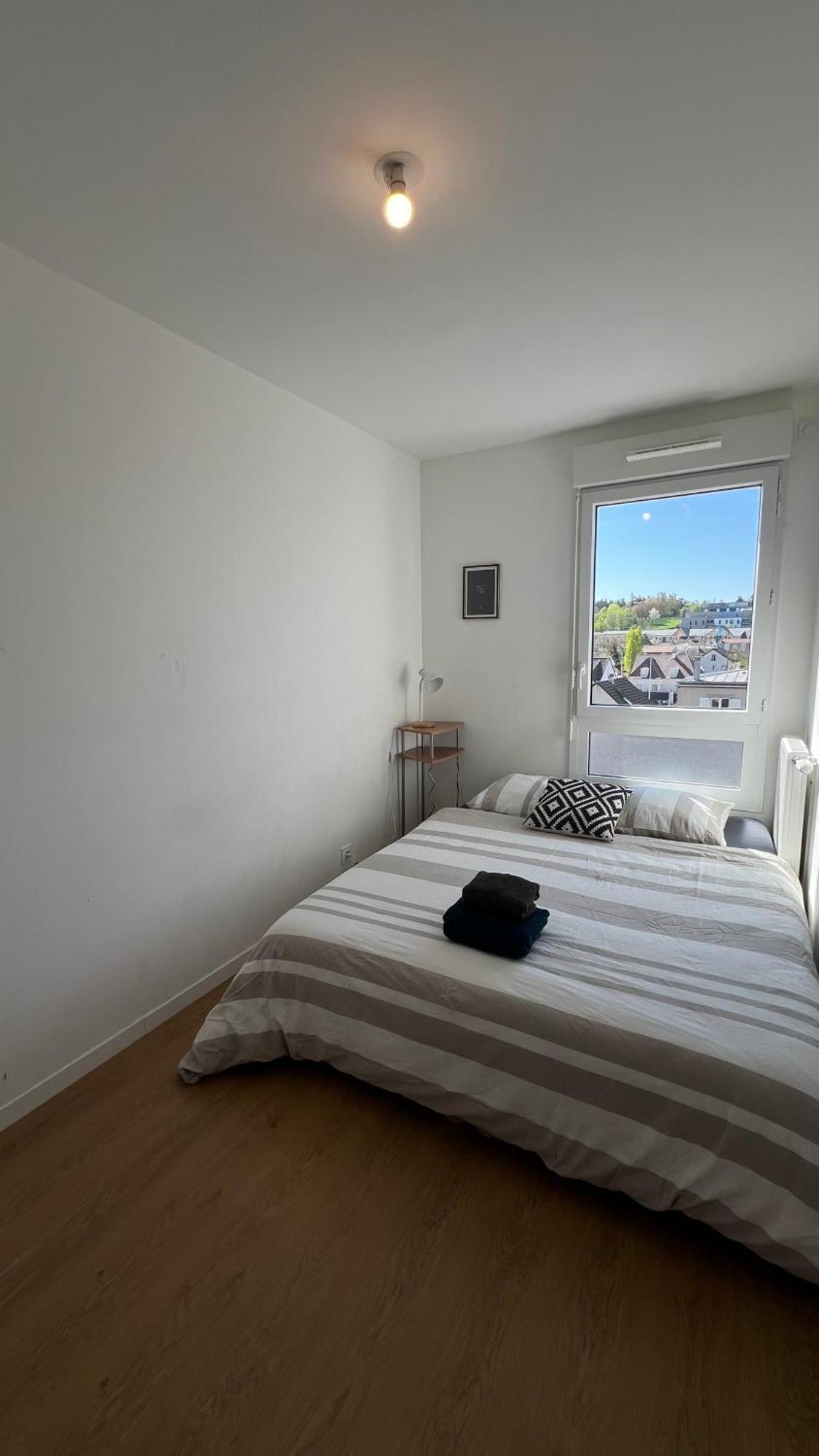 Charme Citadin Apartment Villemomble Exterior photo